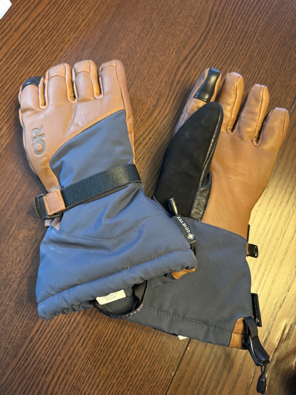 Outdoor Research Women's Brown & Navy Gore-Tex Carbide Sensor Gloves